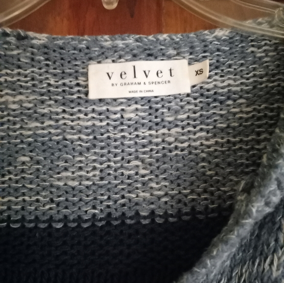 Velvet by Graham and Spencer hooded sweater - Picture 2 of 3